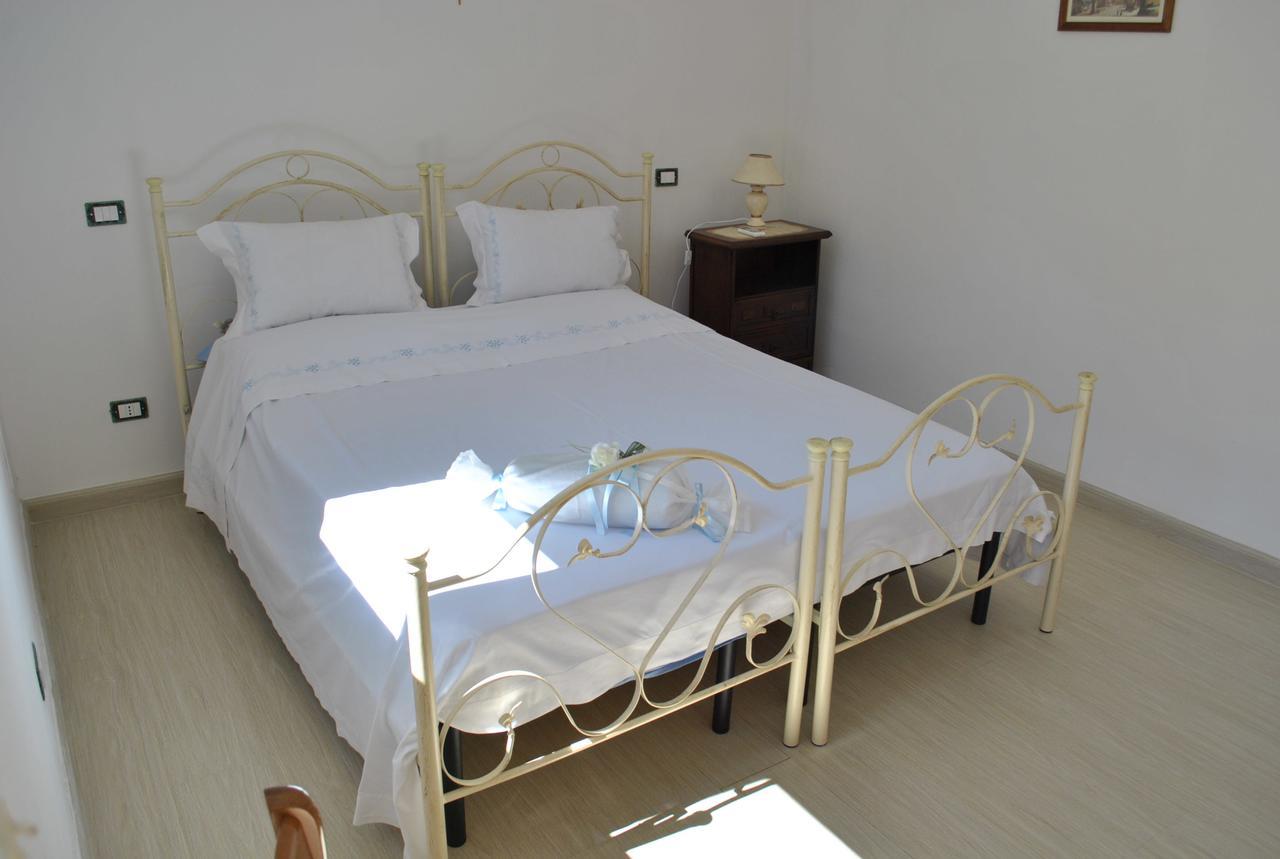 B&B Ginevra Пулзано Екстериор снимка